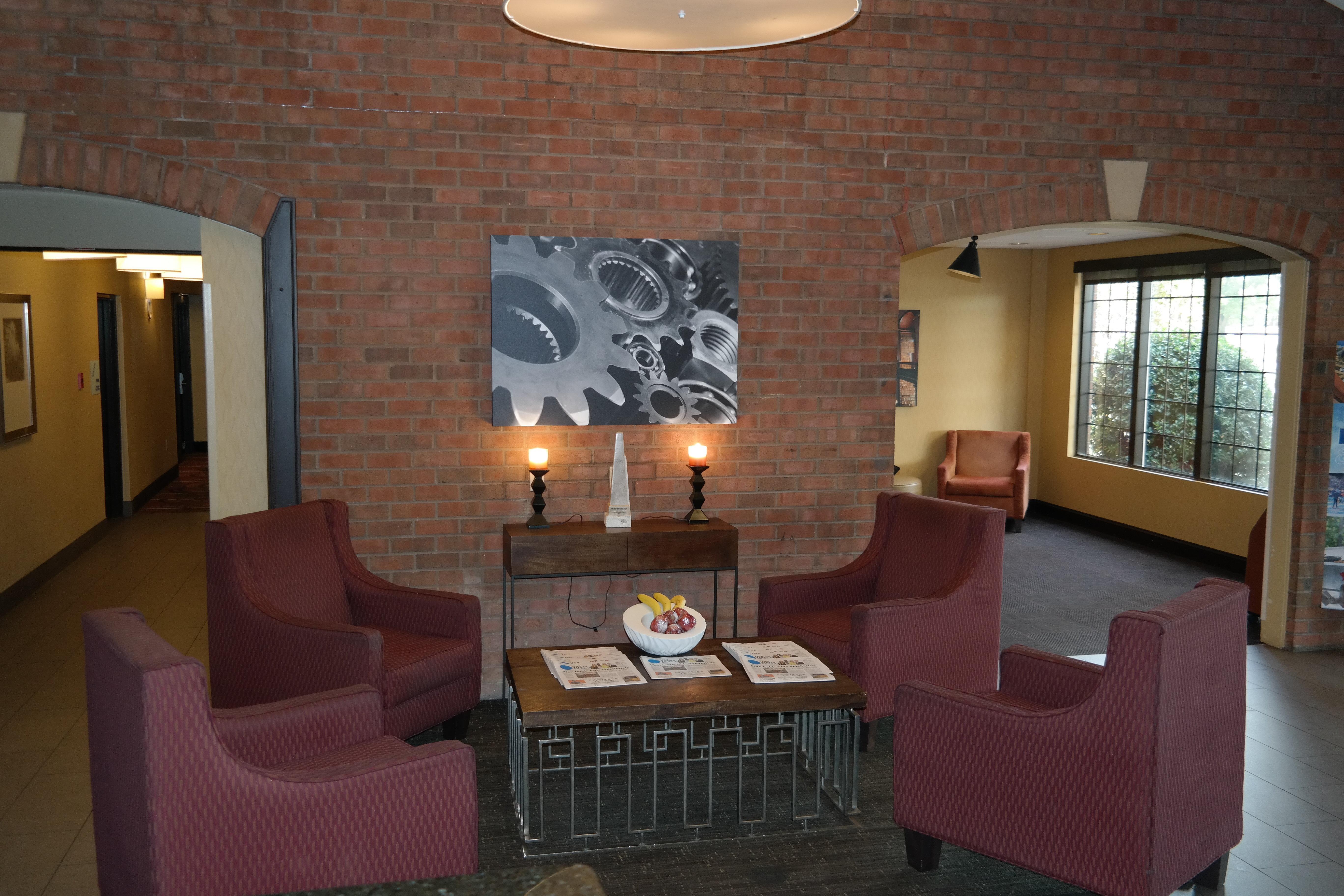 Holiday Inn Express Fredericksburg - Southpoint By Ihg Esterno foto